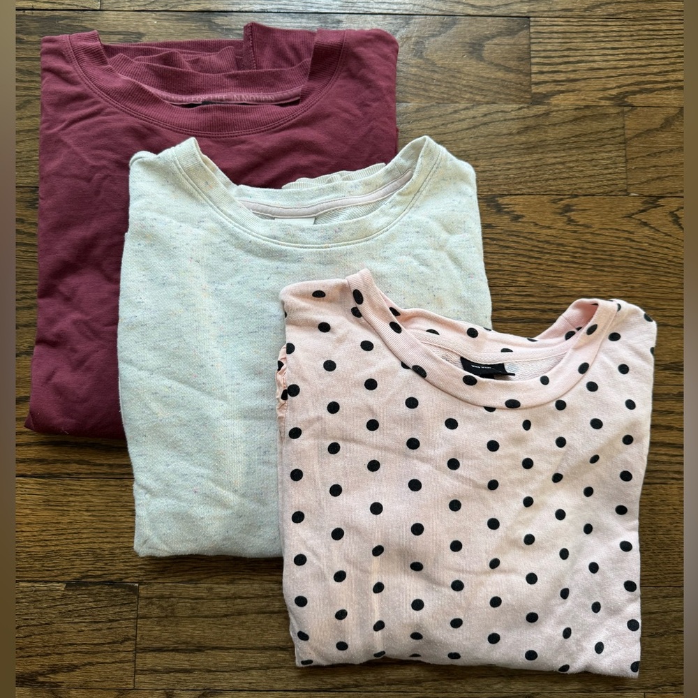 Set of three capsule wardrobe women’s sweatshirts, XL